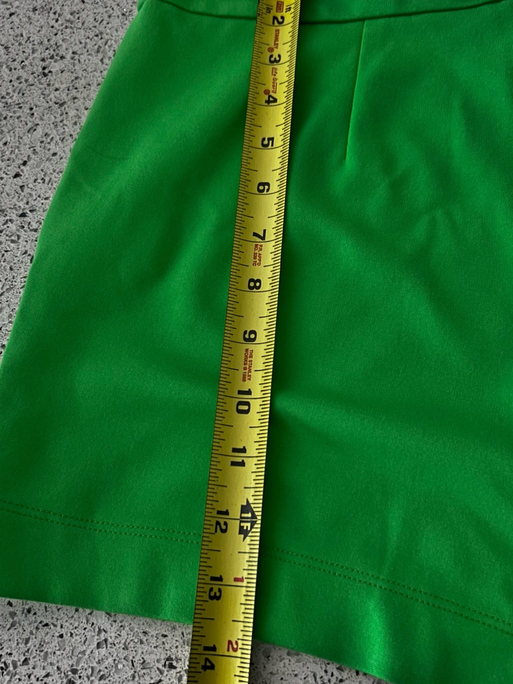 NWT Trina Turk Green Women's Tailored Shorts SZ 10 - Picture 7 of 7